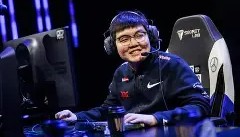 万博体育网站-里昂内部会议纪要流出：今晨刷新队史纪录，意大利杯使命明确，轮换策略成焦点的简单介绍